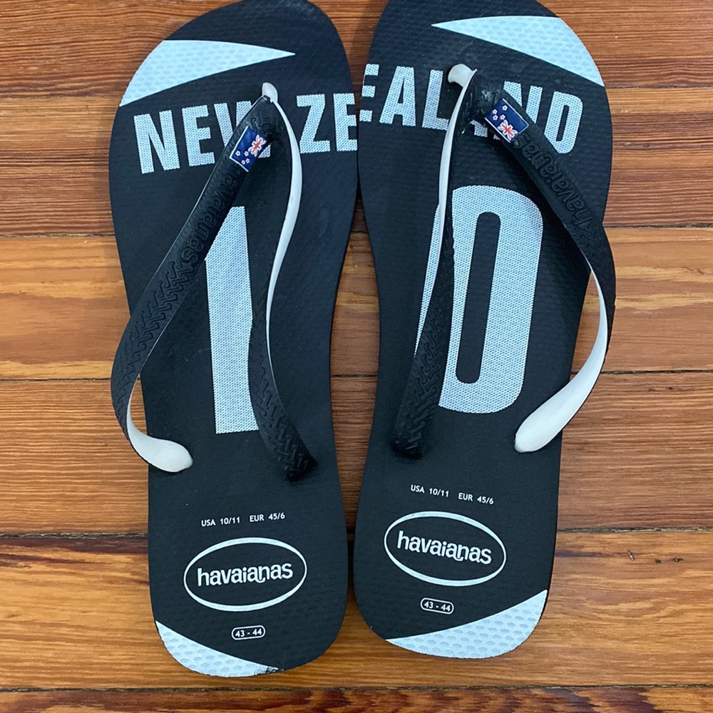 New Zealand Havianas flip-flops - US 10/11